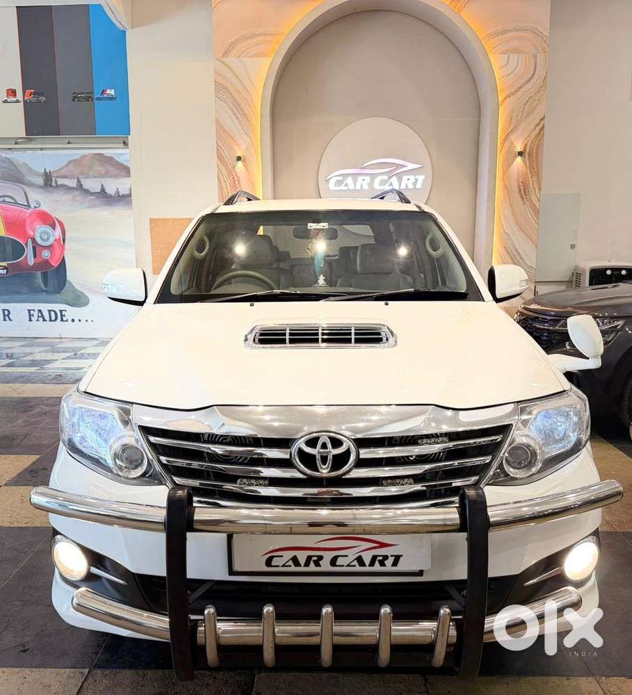 Toyota Fortuner 3.0 4x4 Manual, 2011, Diesel