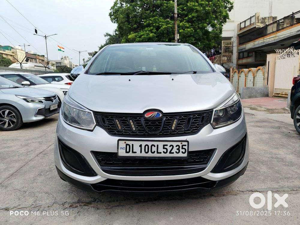 Mahindra Marazzo