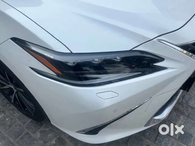 Lexus Es, 2023, Petrol