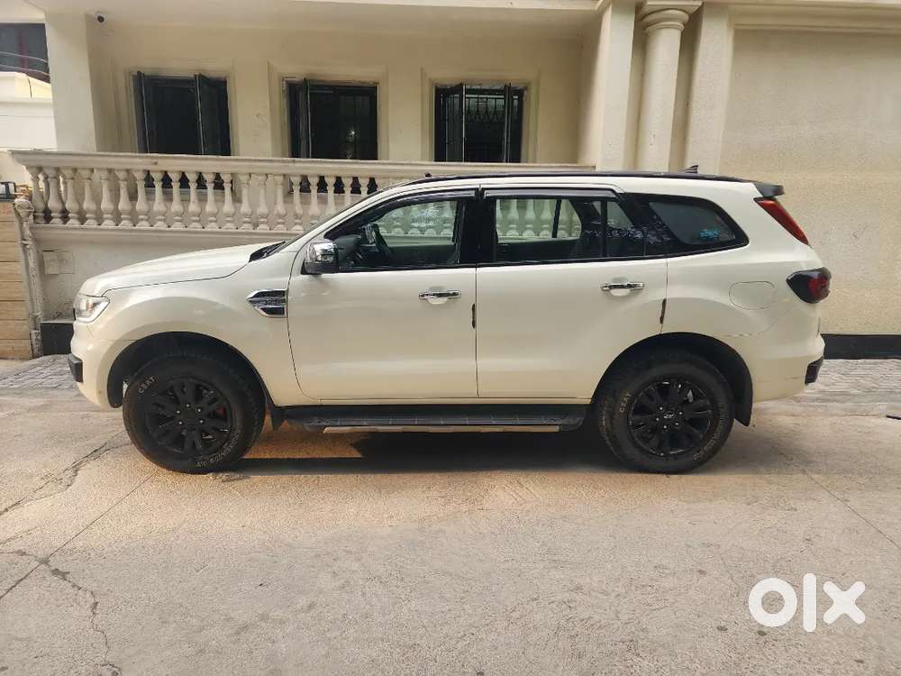 Ford Endeavour 3.2 Titanium 2017 Diesel Automatic