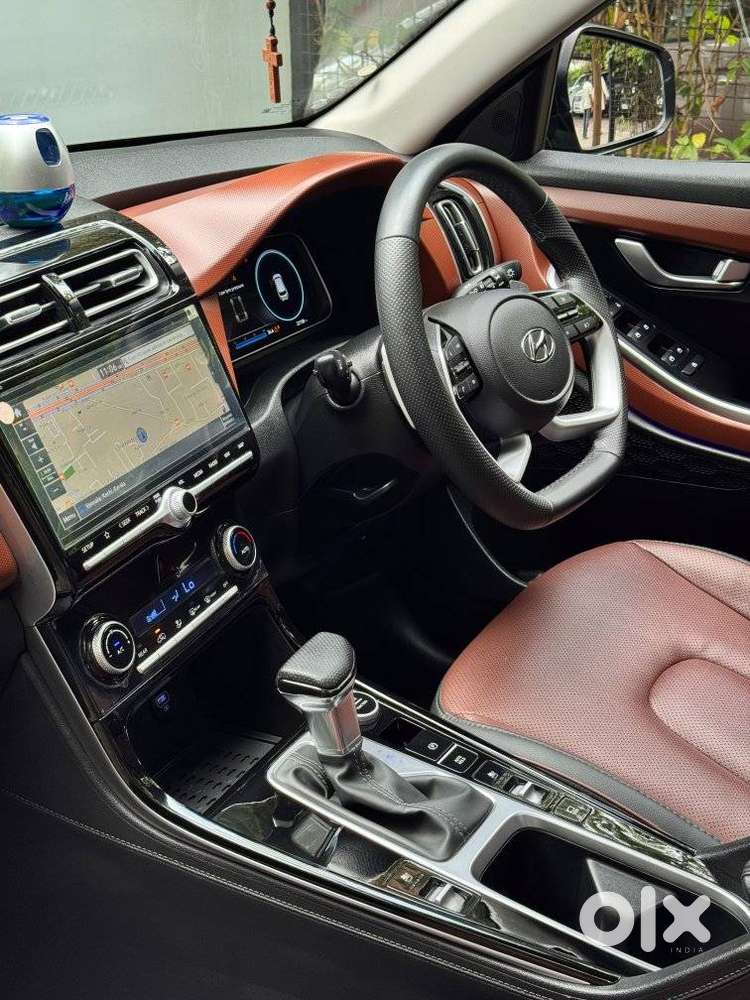 Hyundai Alcazar 2.0 Signature (o) Petrol At 7 Str, 2022, Petrol
