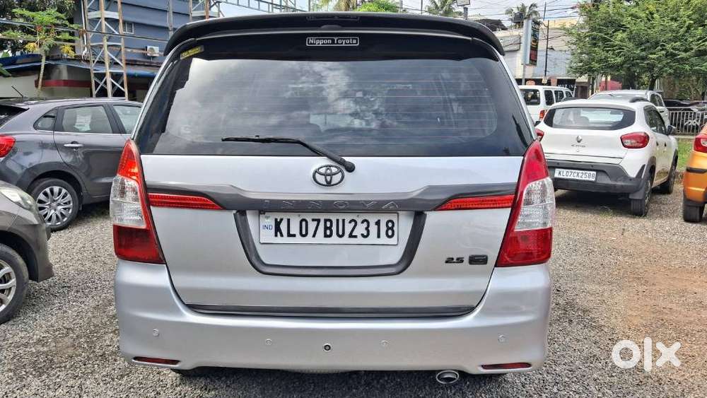 Toyota Innova 2.5 G (diesel) 8 Seater, 2012, Diesel