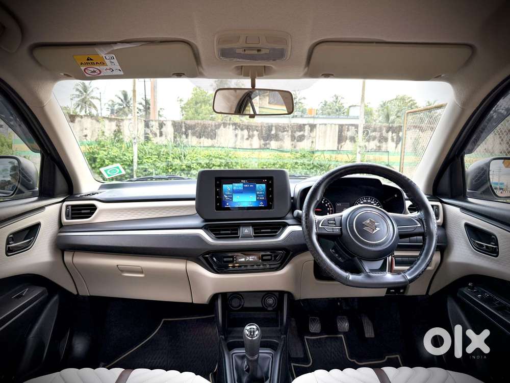 Maruti Suzuki Swift Dzire Vxi Optional, 2025, Petrol