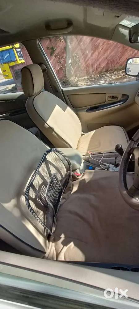 Toyota Innova 2011 Diesel Well Maintained