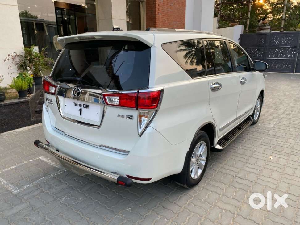 Toyota Innova Crysta 2.8z Automatic, 2017, Diesel