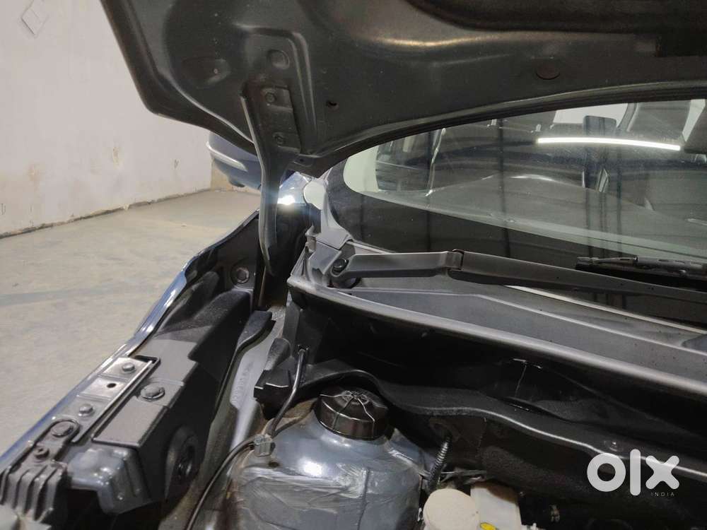 Maruti Suzuki Xl6 1.5 Alpha Plus Mt, 2022, Petrol