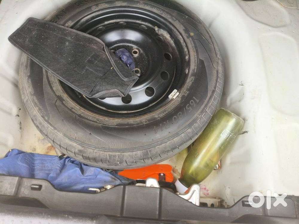 Maruti Suzuki Dzire 1.2 Vxi, 2024, Petrol