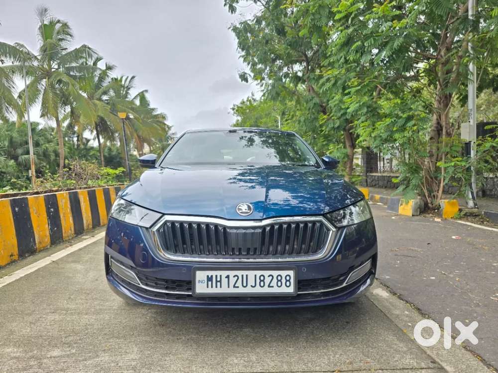 Skoda Octavia 2.0 L K Tsi At, 2022, Petrol