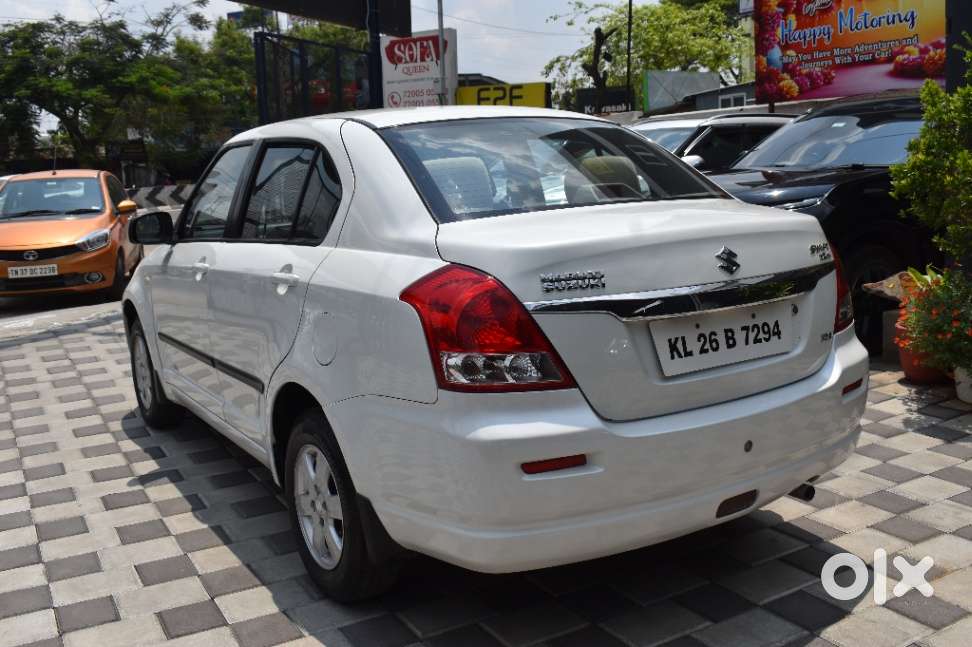 Maruti Suzuki Swift Dzire 1.2 Zxi Bsiv, 2011, Petrol