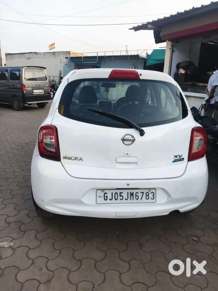 Nissan Micra Xv Petrol 2015 Gj Gadi Hai Pepar Sab Clear Hai