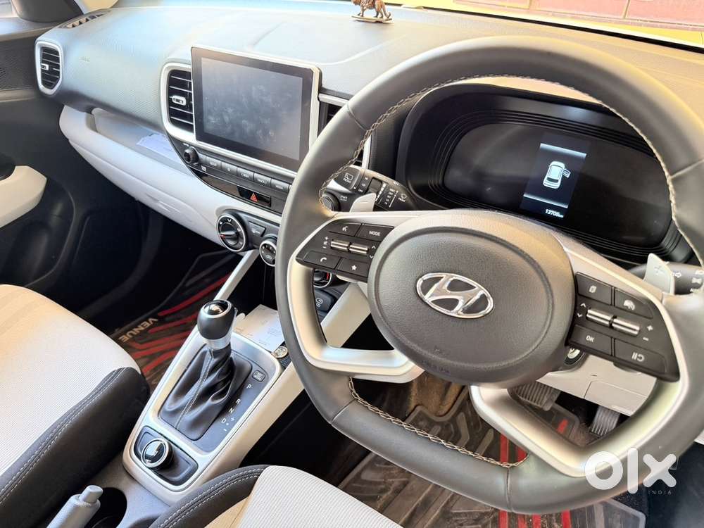 Hyundai Venue Automatic