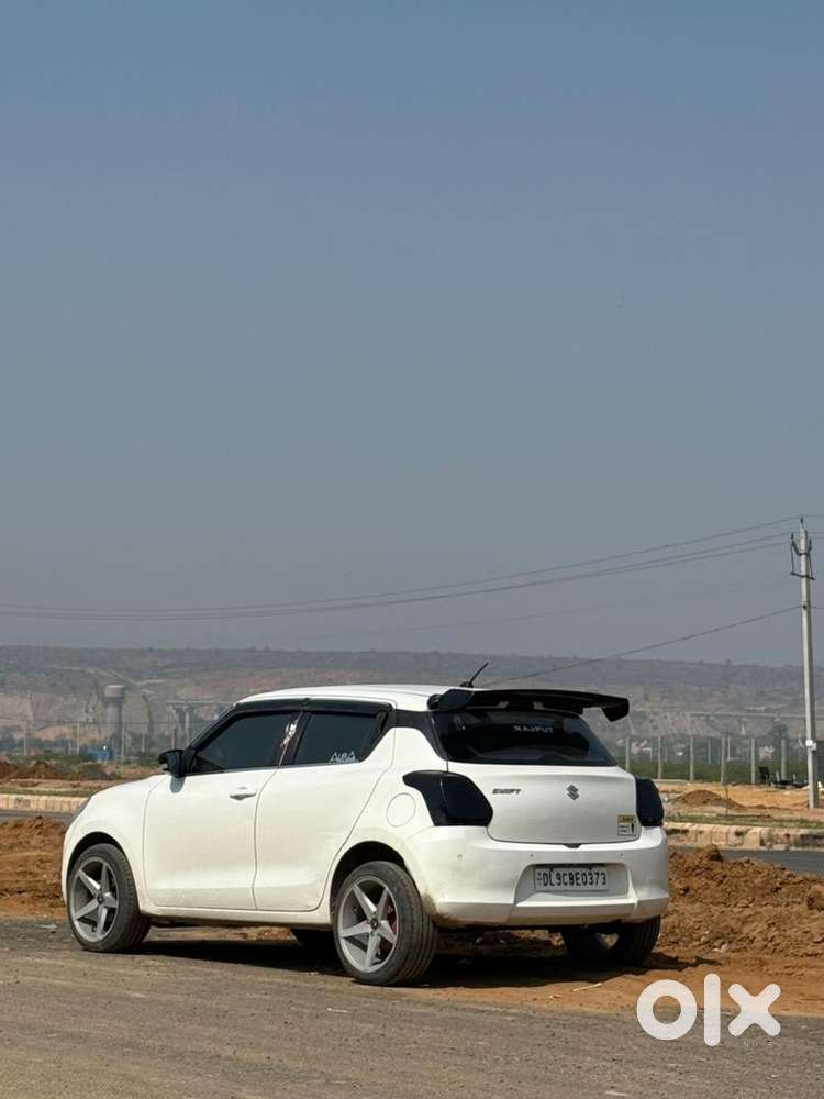 Maruti Suzuki Swift 2024 Petrol 18220 Km Driven