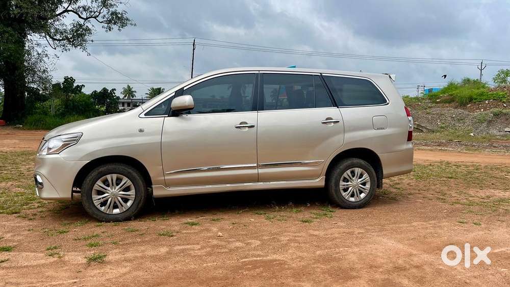 Toyota Innova 2013 Diesel 160000 Km Driven