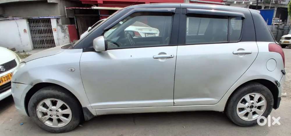 Maruti Suzuki Swift 2007 Petrol 100000 Km Driven