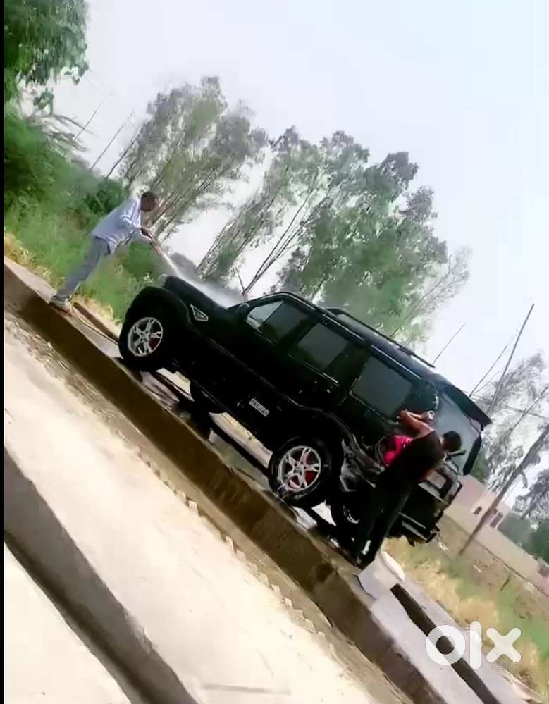Mahindra Scorpio Diesel 2017