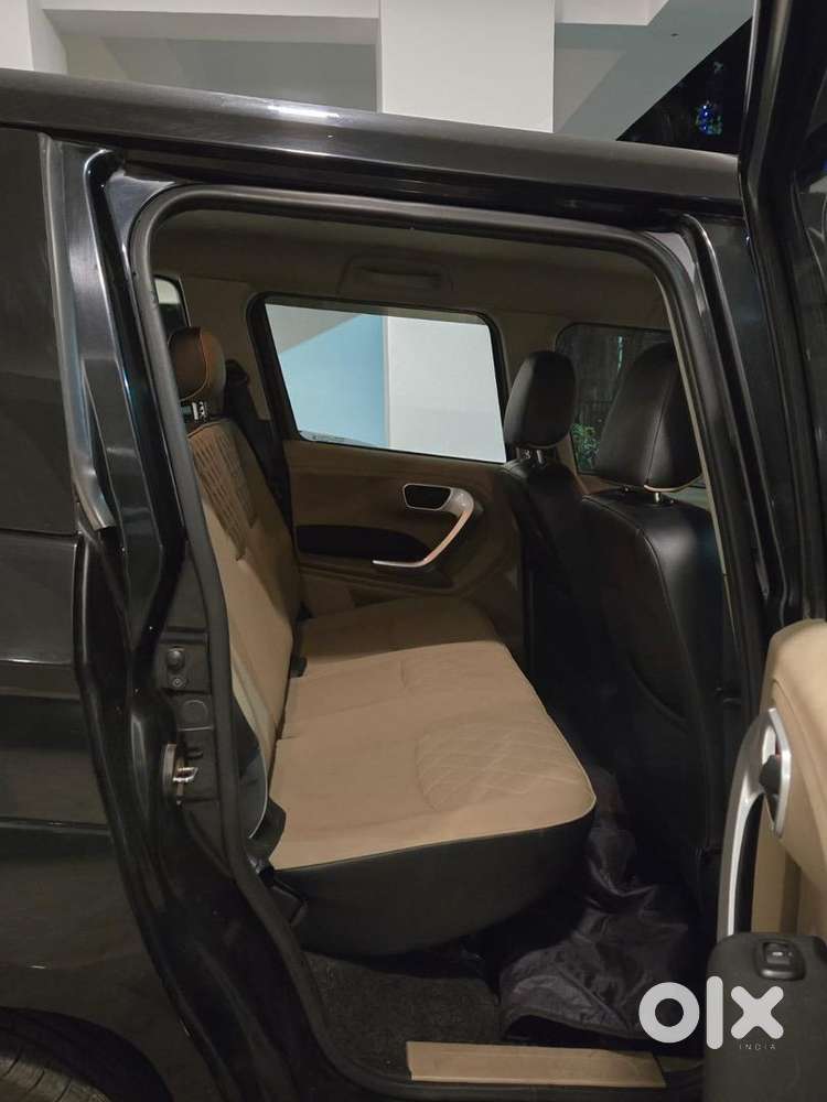 Mahindra Tuv 300 Plus 2018 Diesel Well Maintained