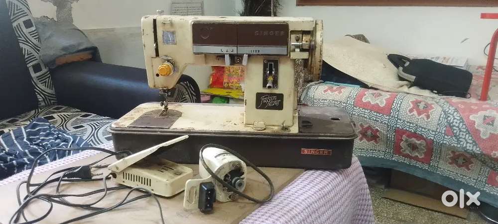 sewing machine singer company and check description for more things...