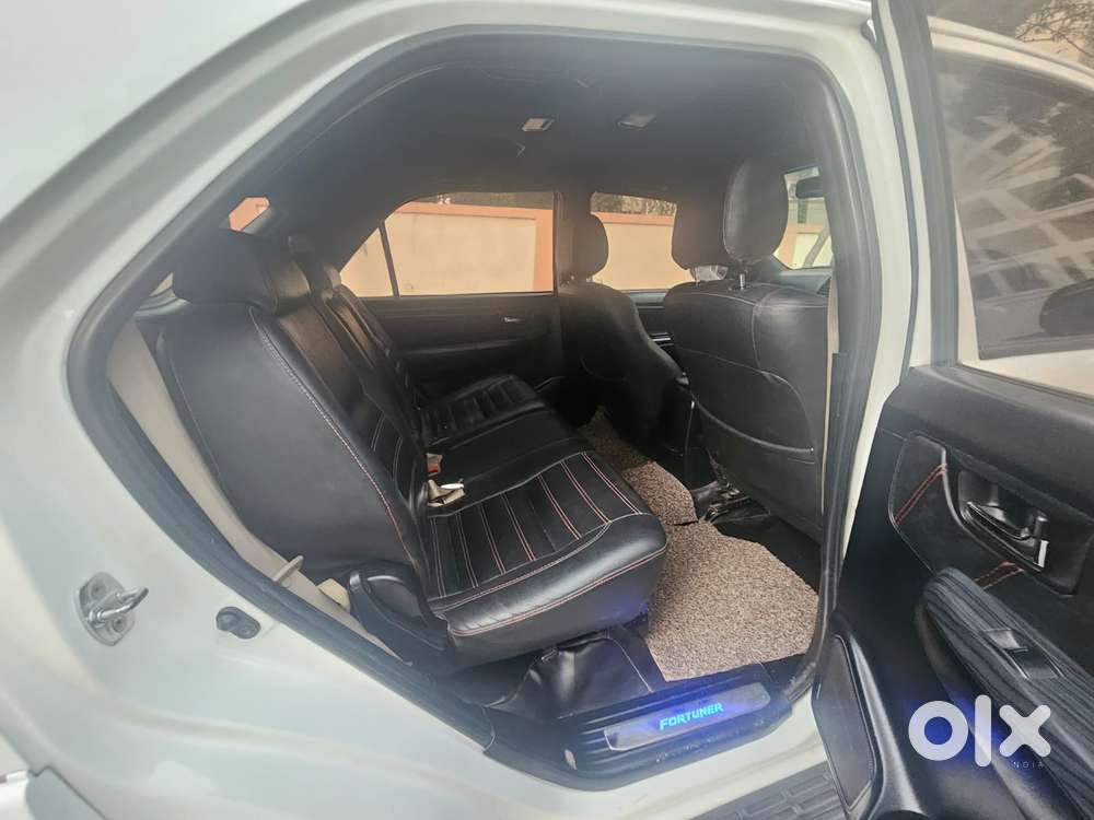 Toyota Fortuner 3.0 Ltd, 2015, Diesel