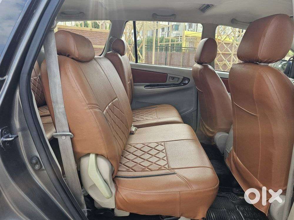 Toyota Innova 2.5 V 7 Str, 2014, Diesel