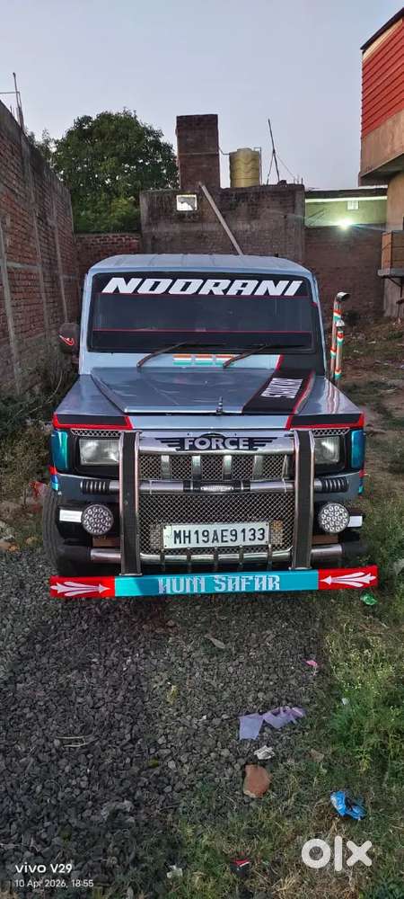Force Motors Trax Cruiser 2005