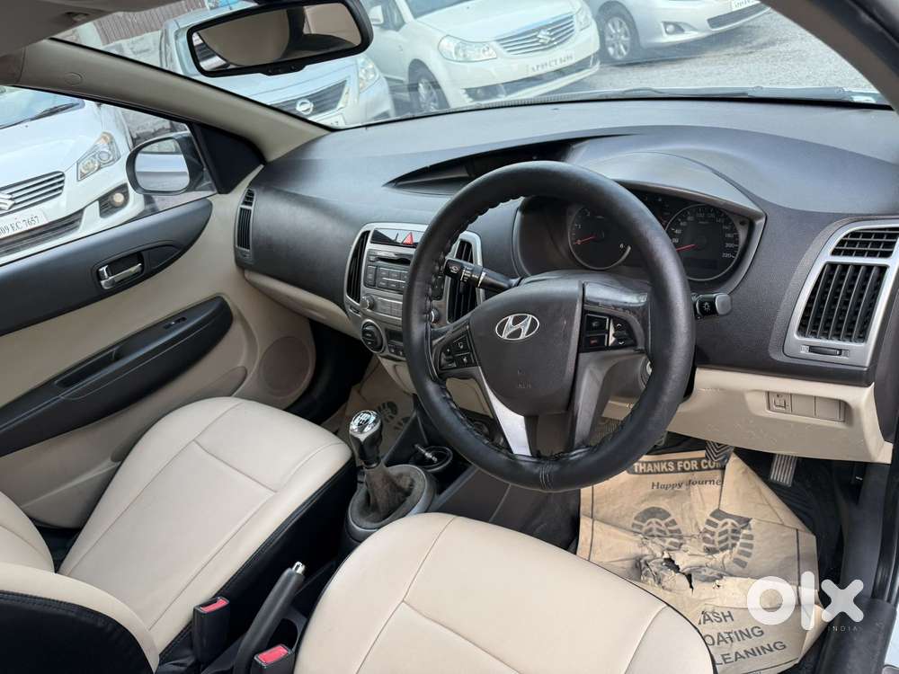 Hyundai I20 Sportz Option 1.4 Crdi, 2012, Diesel