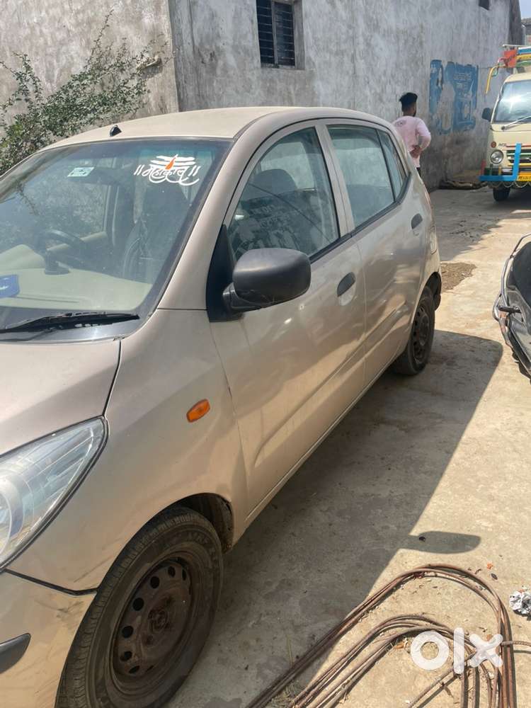 Hyundai I10 2009 Petrol 70000 Km Driven