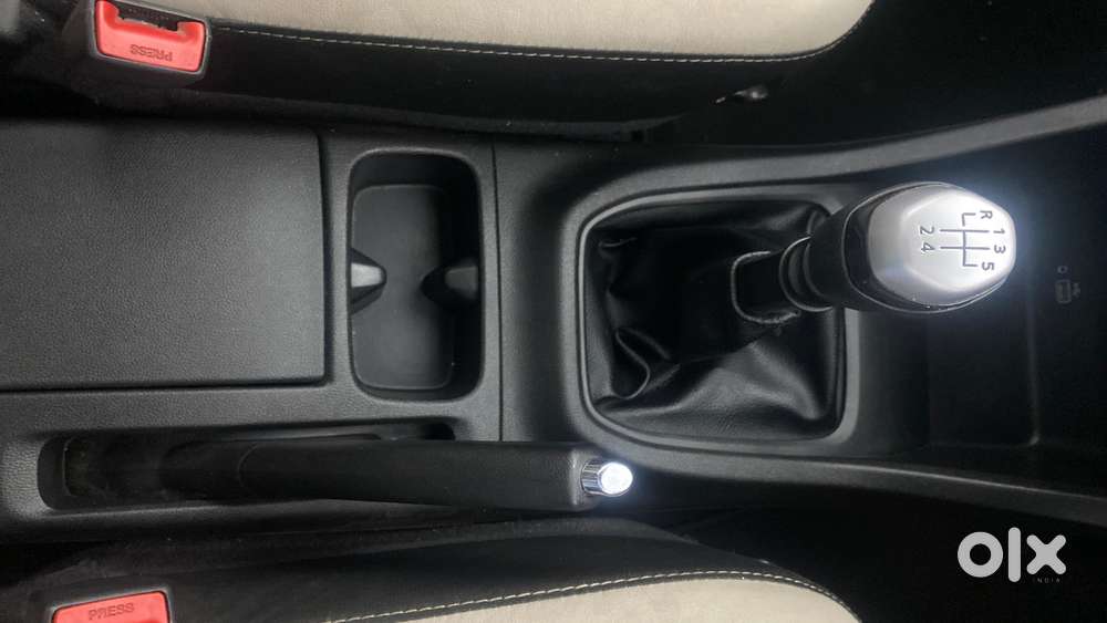 Renault Triber Rxz, 2020, Petrol