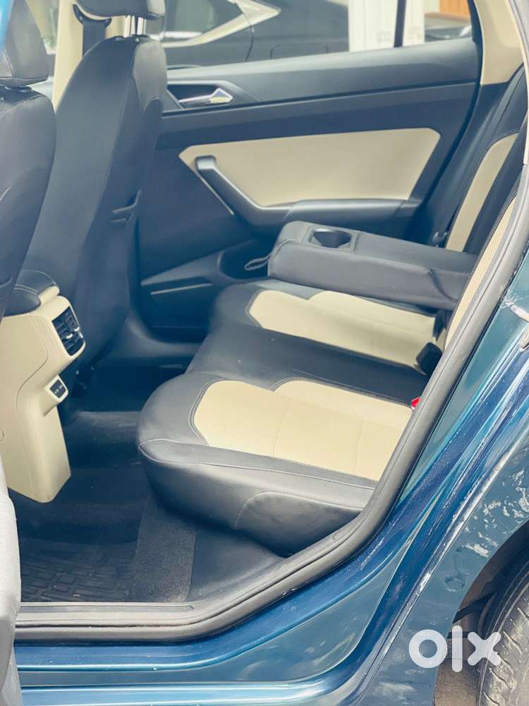 Skoda Slavia 1.0 Tsi Style At, 2023, Petrol