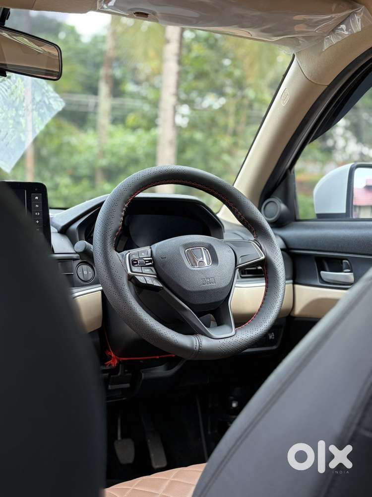 Honda Amaze 2nd Gen Vx, 2025, Petrol