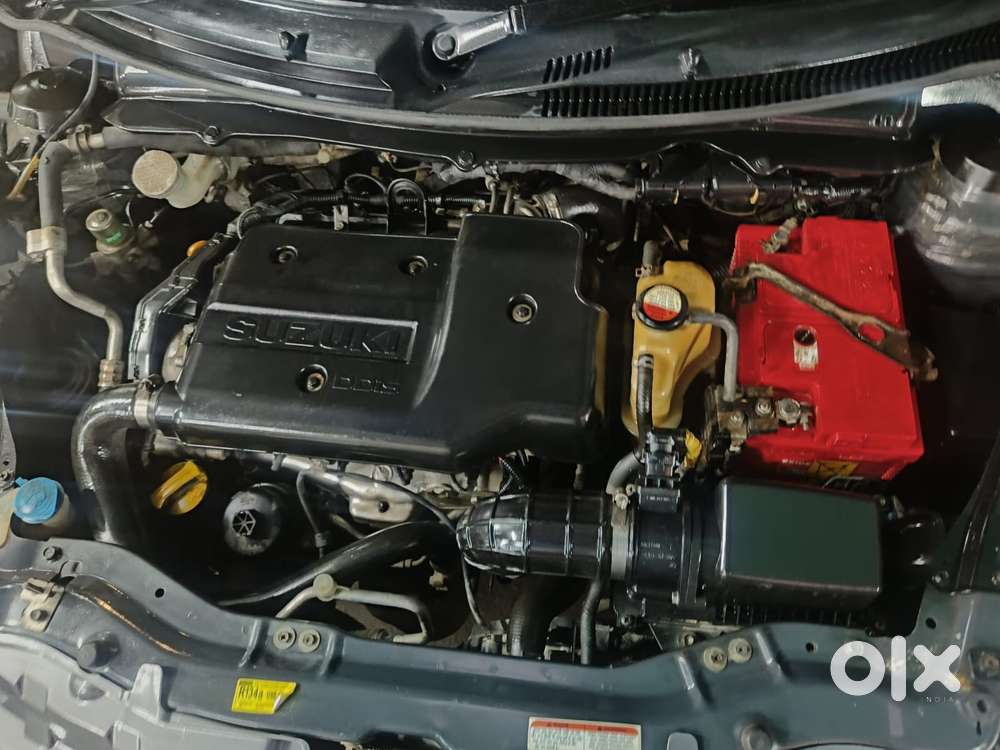 Maruti Suzuki Swift Dzire Vdi Bsiv, 2013, Petrol