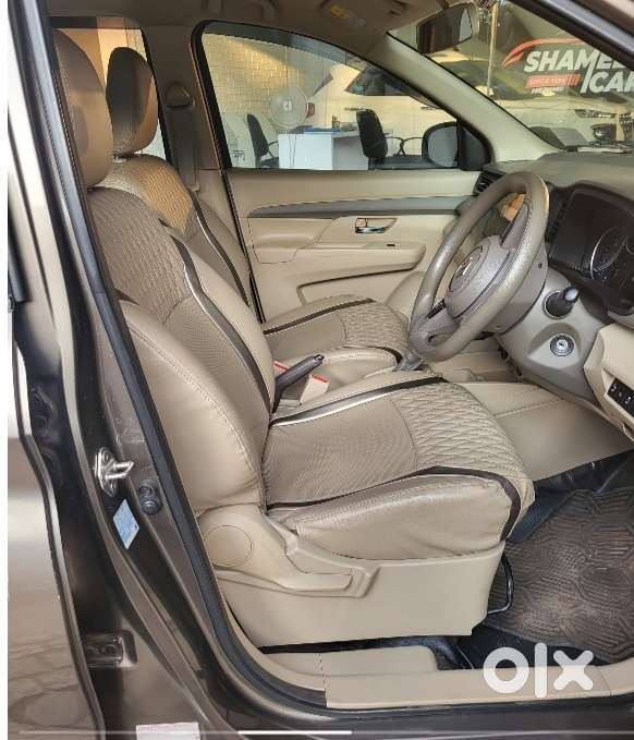 Maruti Suzuki Ertiga Vxi At Petrol, 2019, Petrol