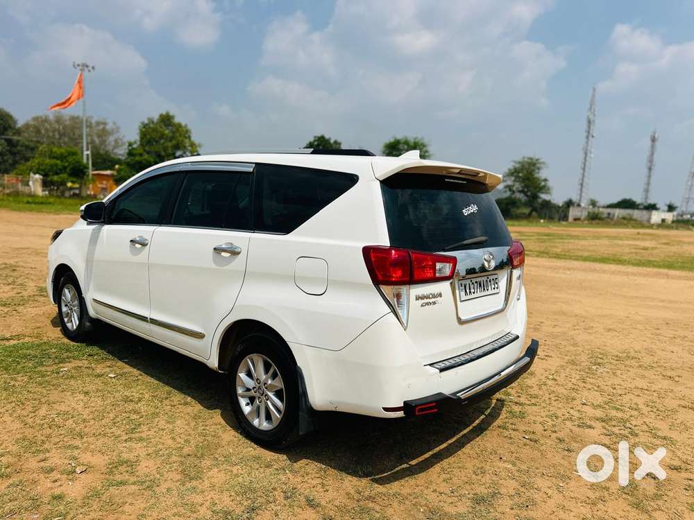 Toyota Innova Crysta 2.4 V 7 Str, 2019, Diesel