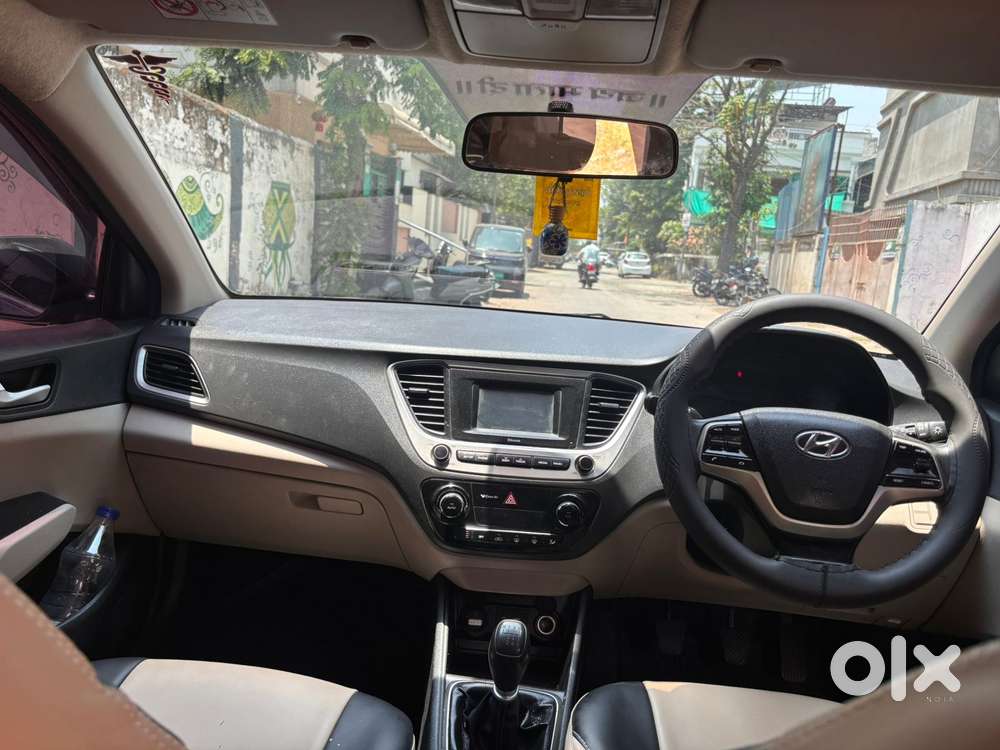 Hyundai Verna Transform 1.6 Sx Vtvt, 2016