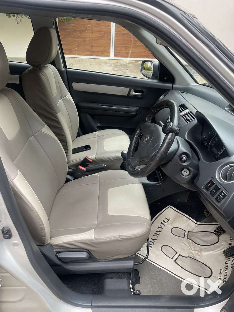 Maruti Suzuki Swift Vxi With Abs, 2011, Petrol