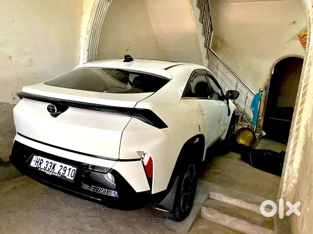 Tata Curvv 2025