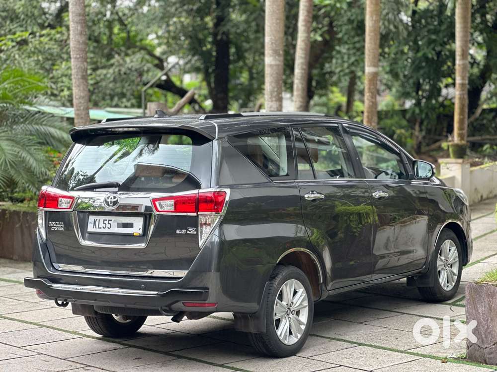 Toyota Innova Crysta 2.8 Zx At, 2016, Diesel