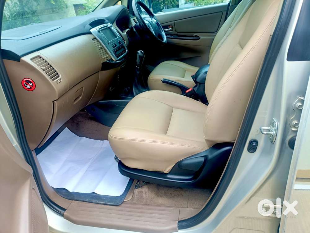 Toyota Innova 2.5 Z Diesel 7 Seater, 2015, Diesel