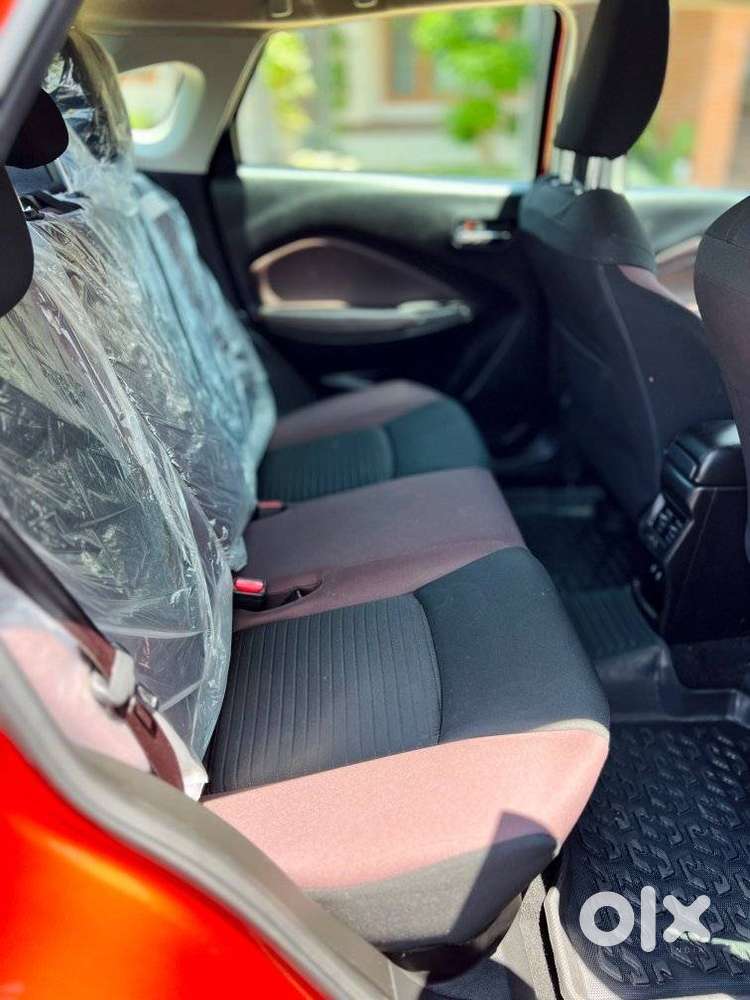 Toyota Urban Cruiser Taisor V 1.0 Petrol Mt, 2024, Petrol