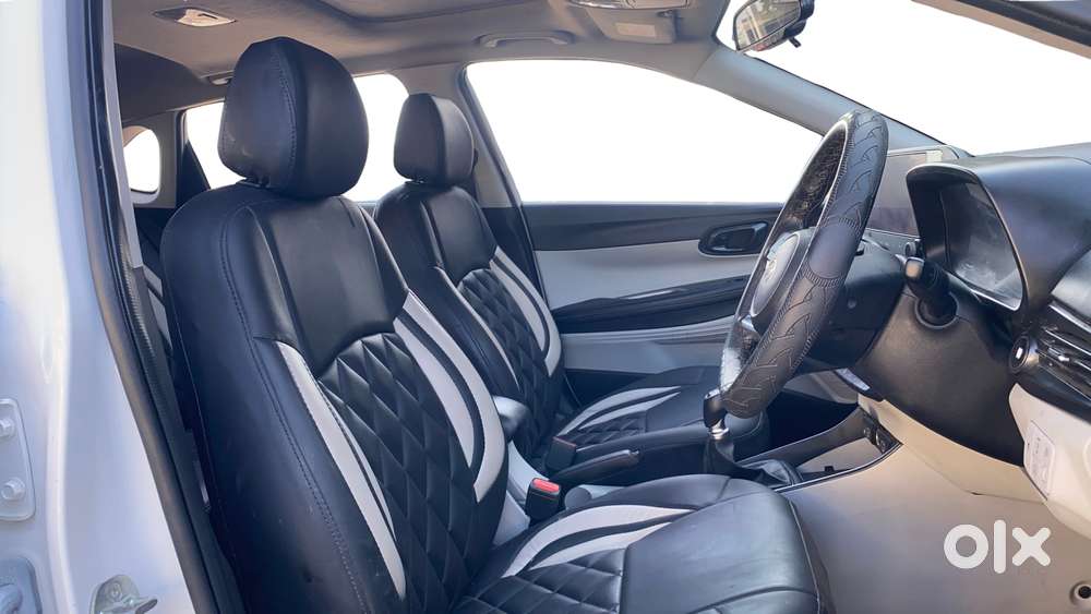 Hyundai New I20 1.2 Asta (o) Mt, 2024, Petrol