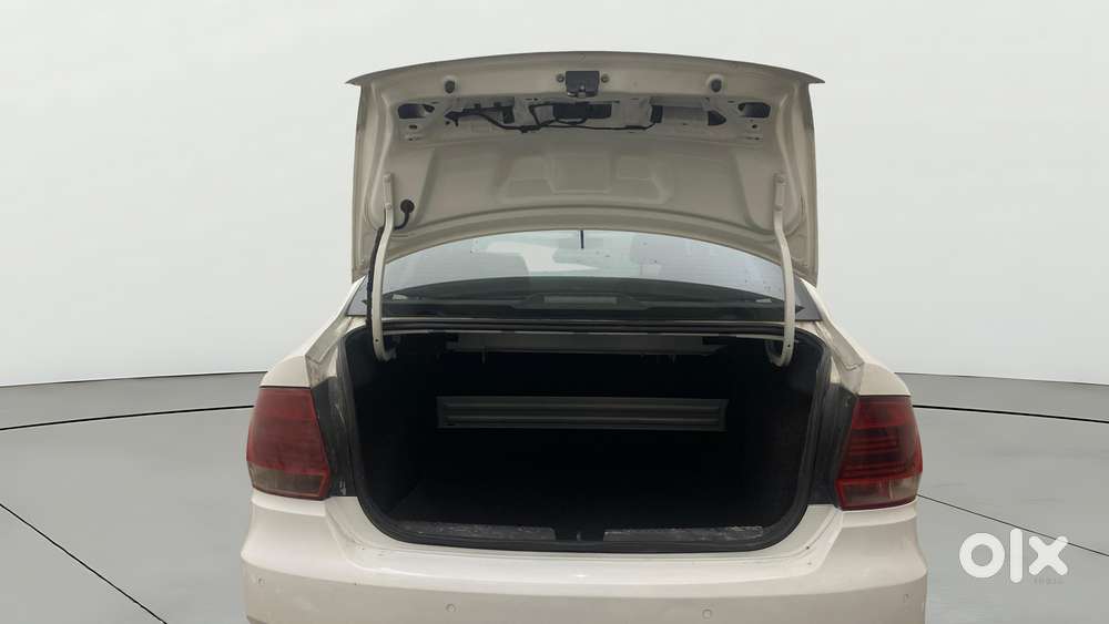 Volkswagen Vento 1.5 Highline Plus At 16 Alloy, 2017, Diesel