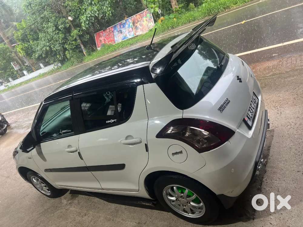 Maruti Suzuki Swift 2012