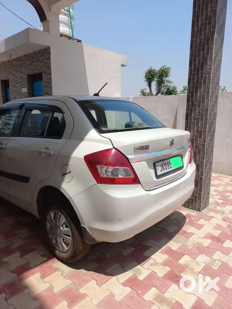 Maruti Suzuki Swift Dzire 2015 Model For Sale. All Documents Are Clear