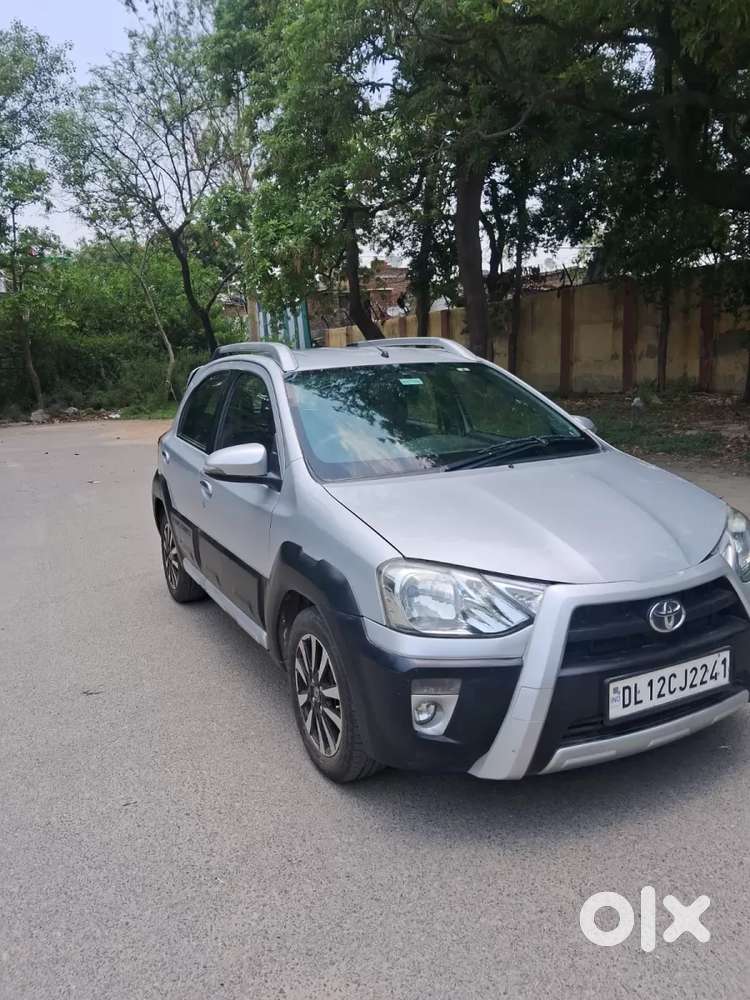 Toyota Etios Cross 1.5l V, 2015, Petrol
