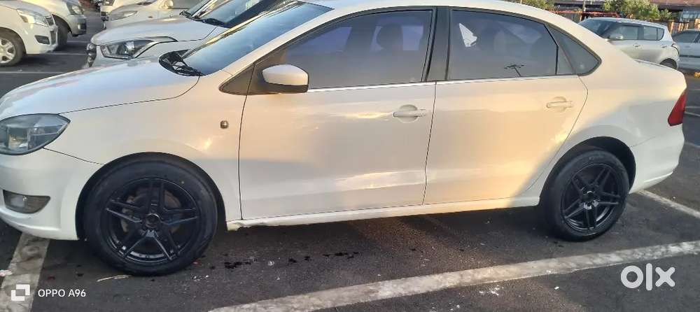 Skoda Rapid 2012 Diesel 145000 Km Driven