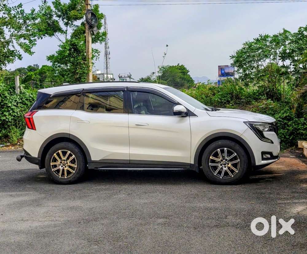 Mahindra XUV700 2.2 AX 7 Diesel MT Str, 2022, Diesel