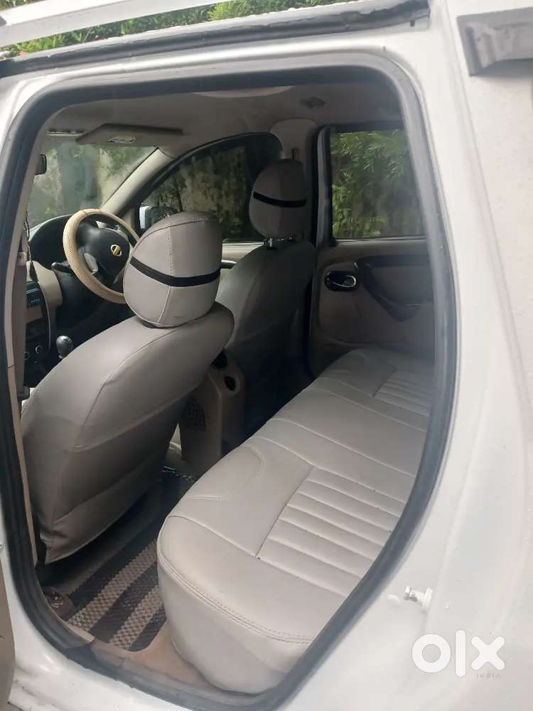 Nissan Terrano 2014 Top Model