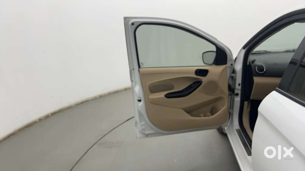 Ford Figo Aspire Titanium, 2017, Petrol