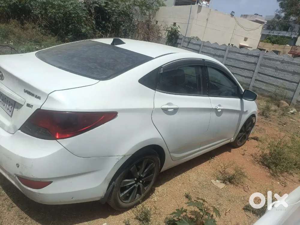 Hyundai Verna 2011 Diesel 160000 Km Driven