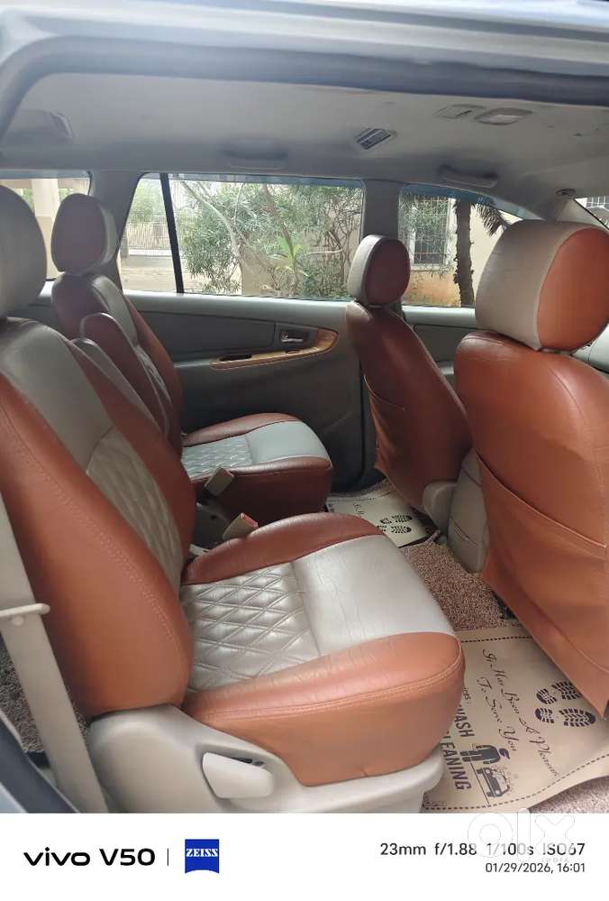 Toyota Innova 2011 Diesel Well Maintained
