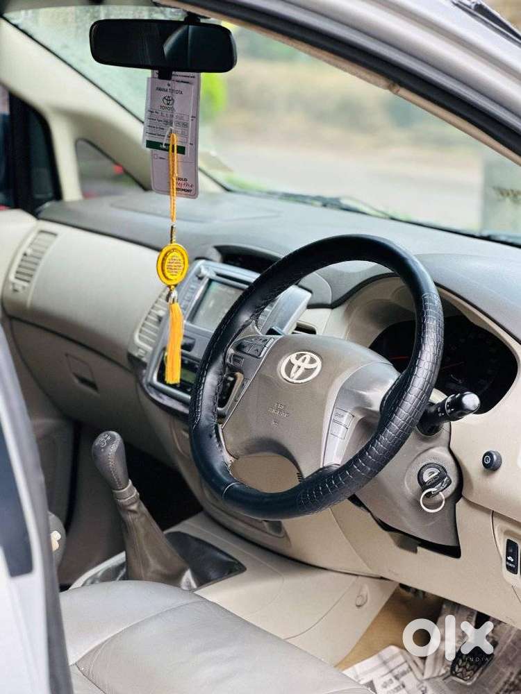Toyota Innova 2.5 V 7 Str, 2013, Diesel